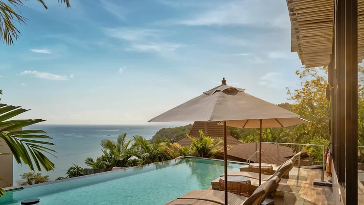 Sinae Phuket Luxury Hotel